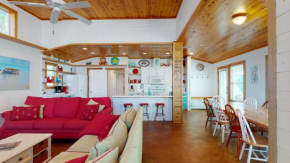 VW10 Nice 4 Bedroom Luxury House with Community Pool